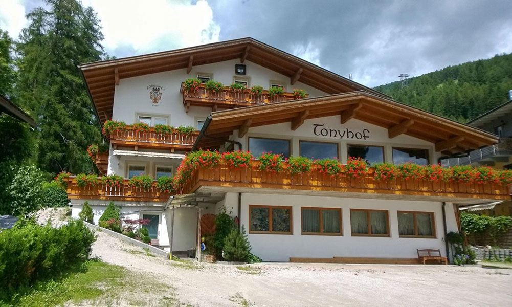 Tonyhof Aussenansicht