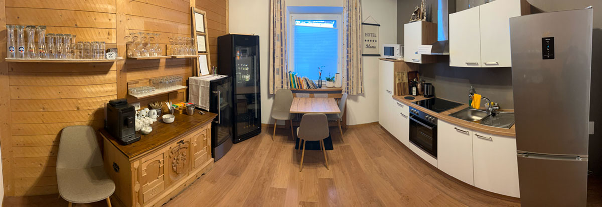 Küche und Selfservice Bar Tonyhof